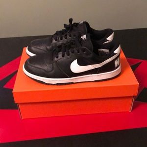 Nike big Nike low